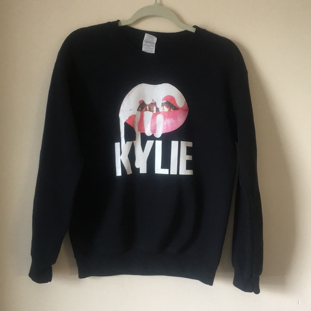 Kylie Jenner Lips Hoodie in Black